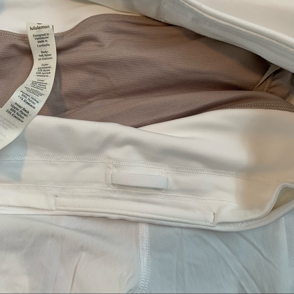 LULULEMON - RUN TIMES SHORTS 4”, WHITE, SIZE 4 - Picture 4 of 10